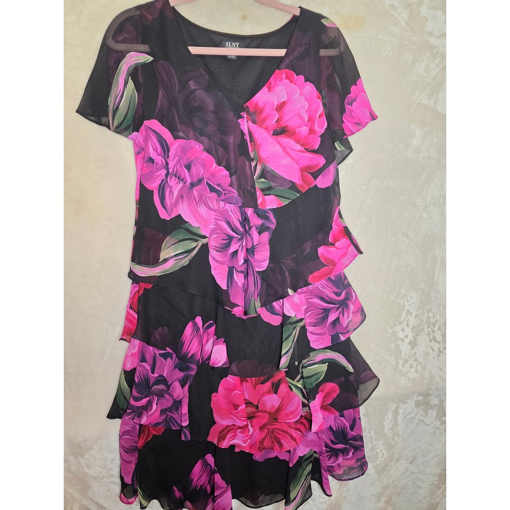 SLNY Womens Pink Floral Tiered Chiffon V-Neck Cocktail Dress Size 8 9171641